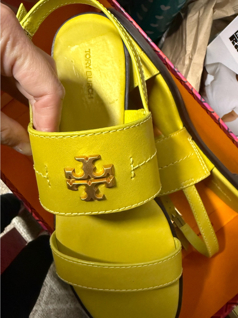 TORY BURCH Mini Everly Back Strap Leather Sandals Island Chartreus 9 NIB - Picture 3 of 5